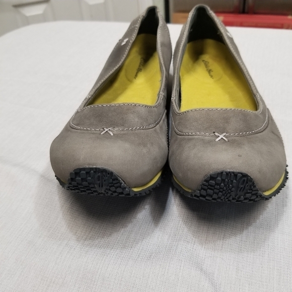 Eddie Bauer | Stine Gray Suede Flats size 9 travex hiking trails outdoor EUC‎ - Picture 3 of 11